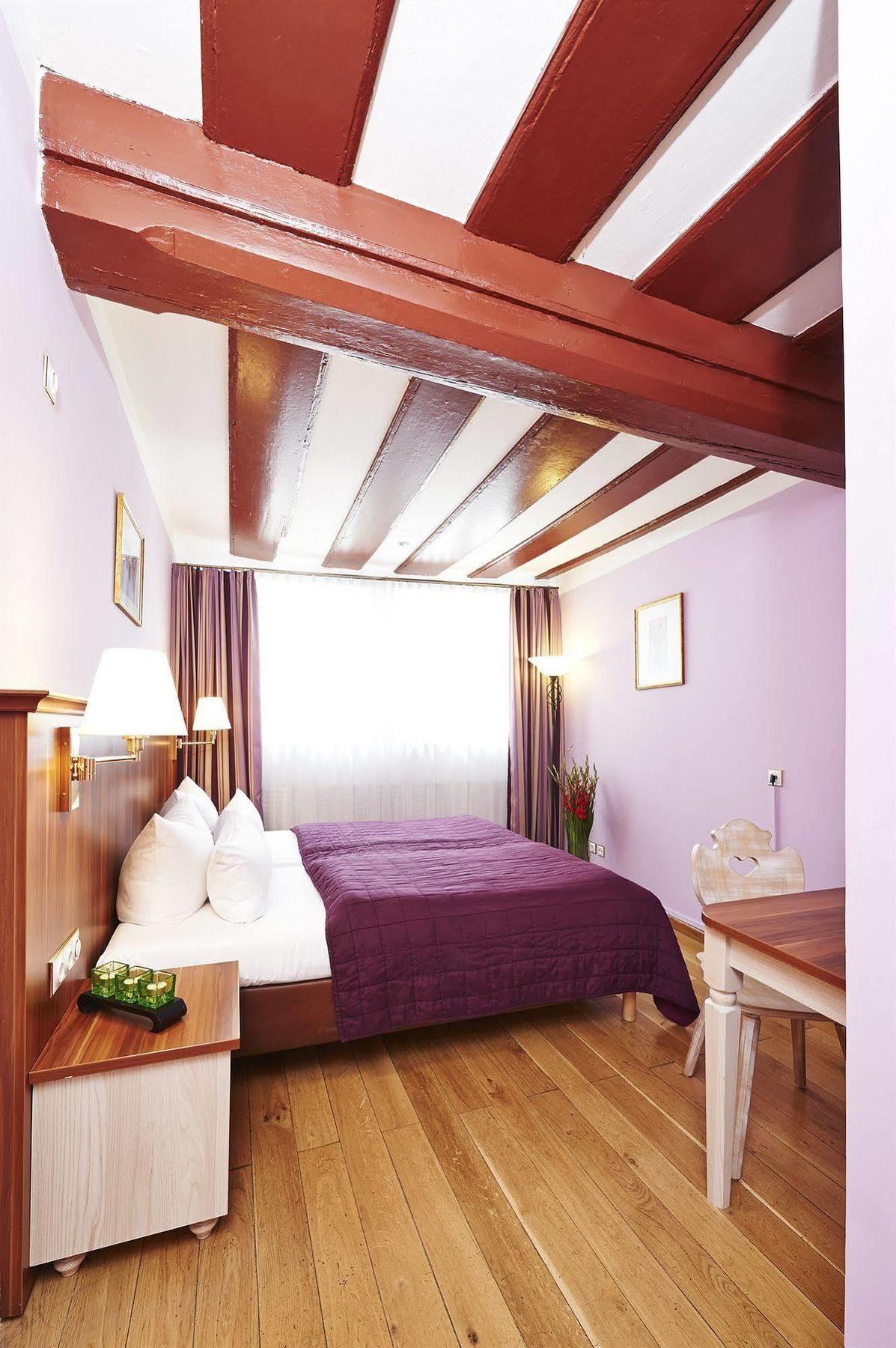 Hotel Elch 3*